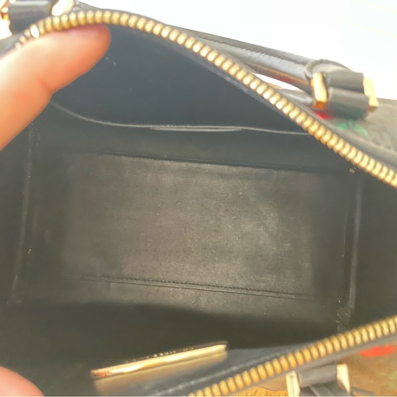 Micheal Kors Hayes large duffle black and red Roses- no strap - Picture 5 of 5